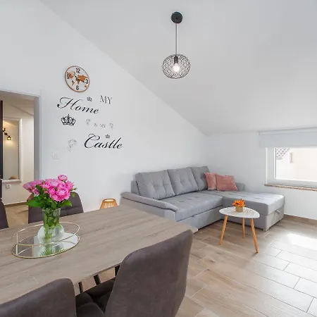 Apartment Traumhaftes Mit Meerblick Und Privatem Balkon - Nur 250 Meter Zum